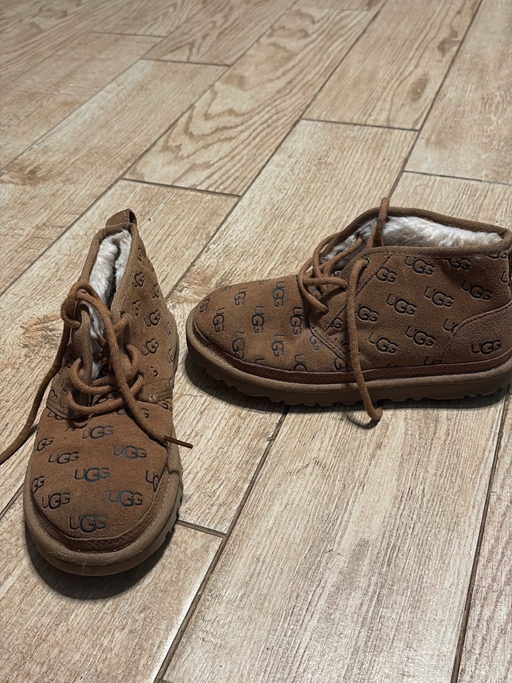 UGG Chestnut Logo Suede Lace-Up Boots